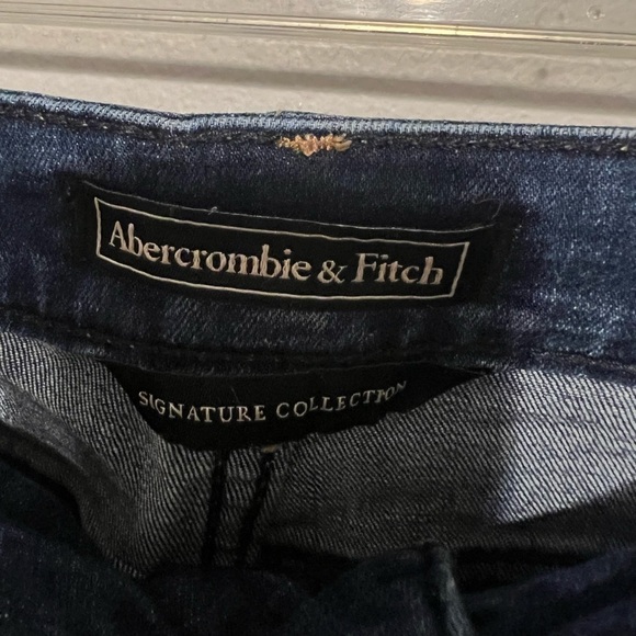 Abercrombie & Fitch Distressed Ripped Jeans 29x28 - Picture 3 of 6